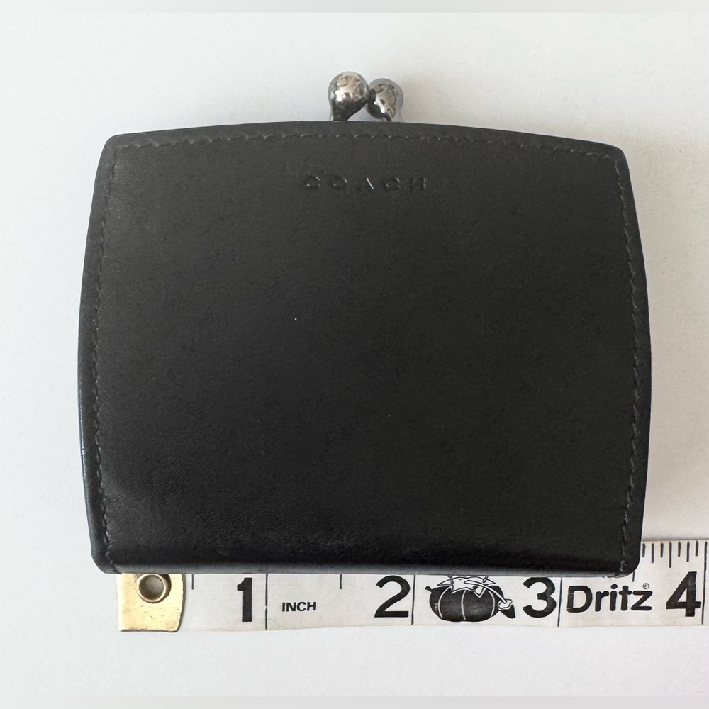 Coach Vintage Kisslock Black Coin Purse - Picture 11 of 12